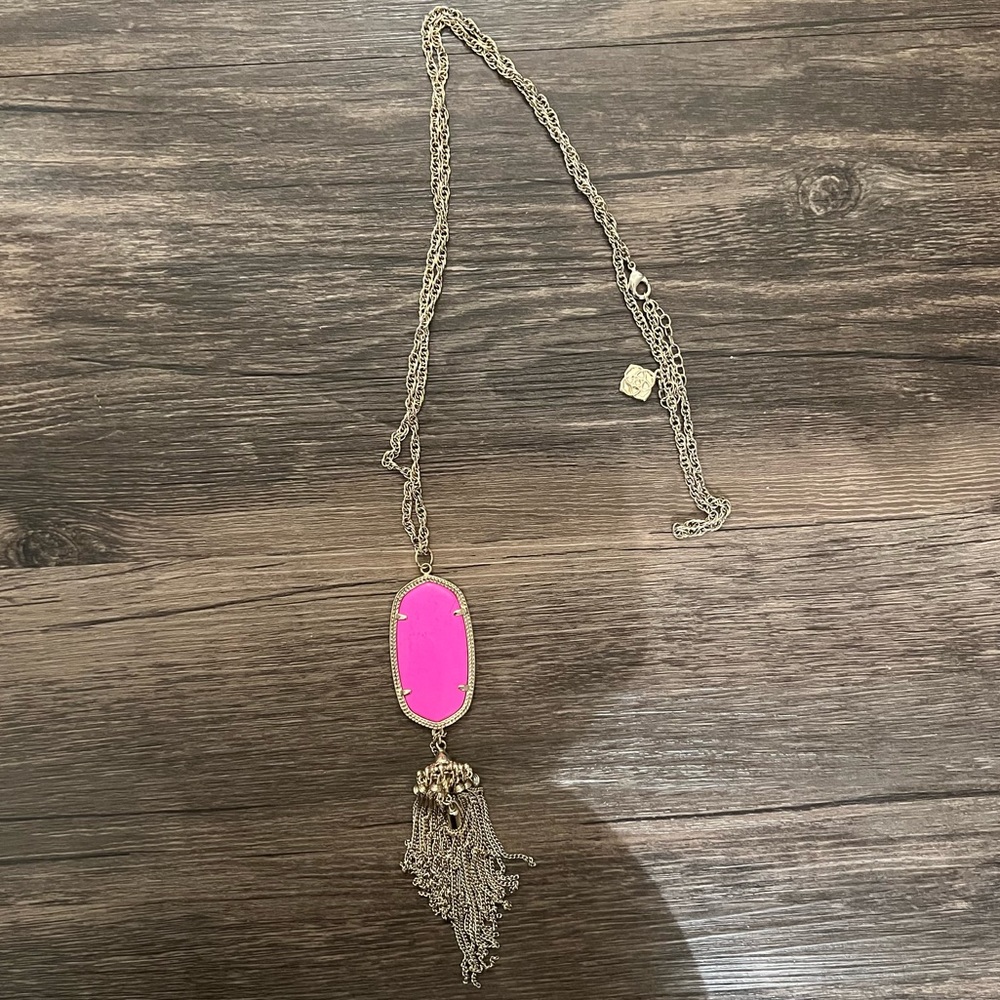 Kendra Scott Elyse Necklace with Pink Stone
